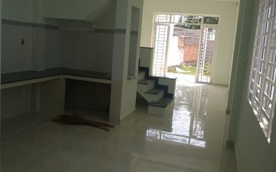 Nhà 1tr 1l, DT 100m2, đường D2 , Khu Công Nghệ Cao