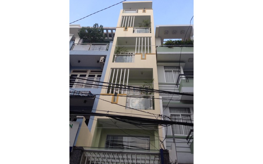 Cần Bán Nhà Hẻm Xe Hơi đường Lê Thị Riêng , F. BT