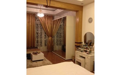 Bán gấp nhà quận Tân Bình mặt tiền Đất Thánh,