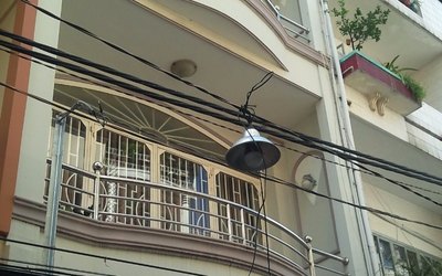 Bán nhà hxh cách mạng tháng tám, p. 10, q. 3.