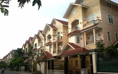Bán ngay nhà phố đường Nguyễn Duy Trinh 1 trệt 2 l