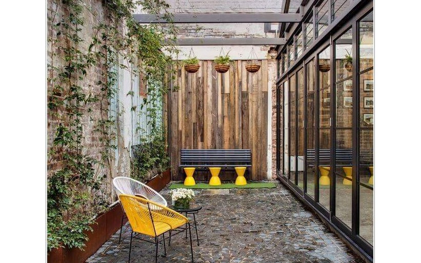 Bán gấp nhà 6,6 tỷ hẻm 8m Lạc Long Quân. 4mx18m