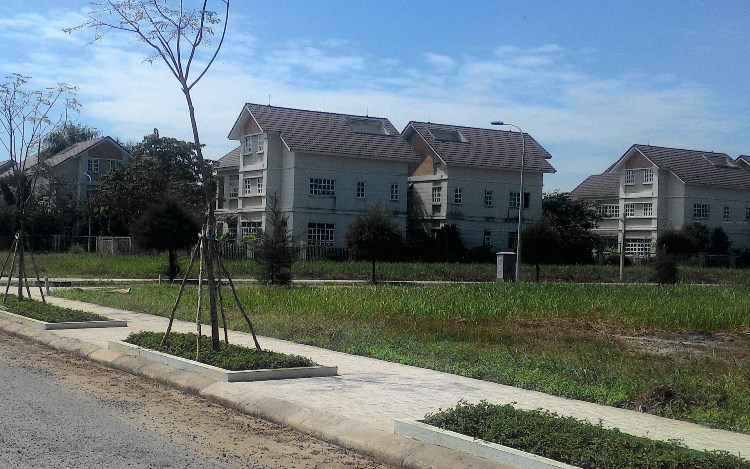 Cần Tiền Bán Gấp Một Lô Góc 2MT DA Đông Tăng Long