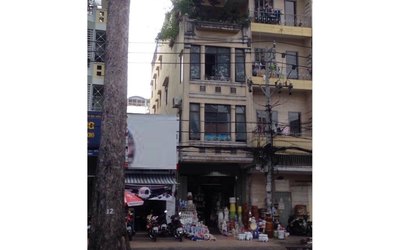 MT Nguyễn Chí Thanh 4.1 x 21.15m nhà 5 tầng