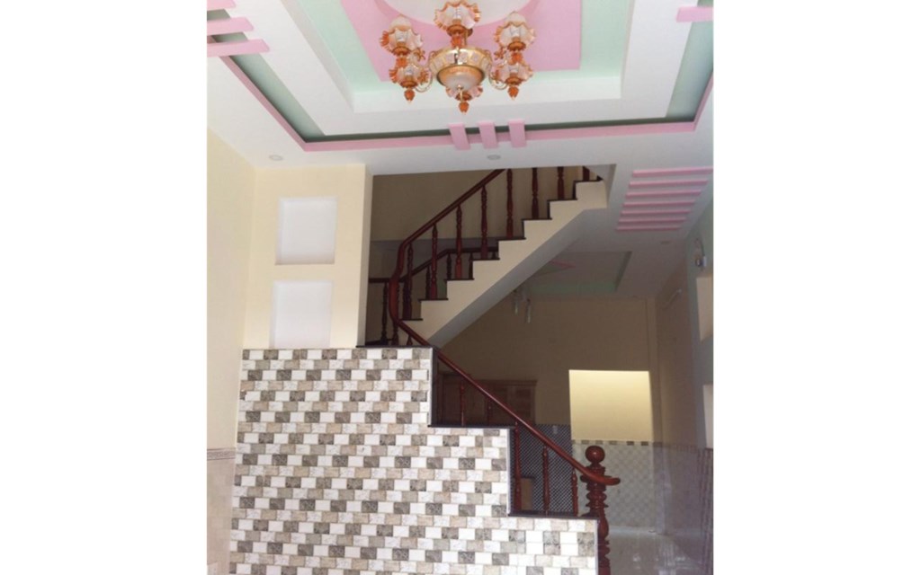 Bán nhà mới xây khu trung tâm hành chính Vĩnh Lộc