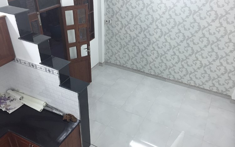 Nhà sổ riêng 6x7m 1 lầu hẻm 1716 Huỳnh Tấn Phát.