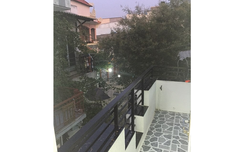 Nhà sổ riêng 6x7m 1 lầu hẻm 1716 Huỳnh Tấn Phát.