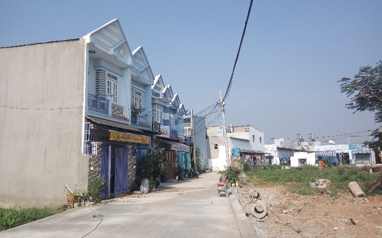 Đất bán gần ngã 5 Vĩnh Lộc - 64m2 - 820 triệu/nền.