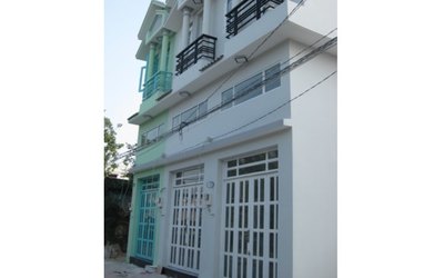 Nhà đẹp 90m2 - 3 tầng - 4PN - liền kề Phú Mỹ Hưng.