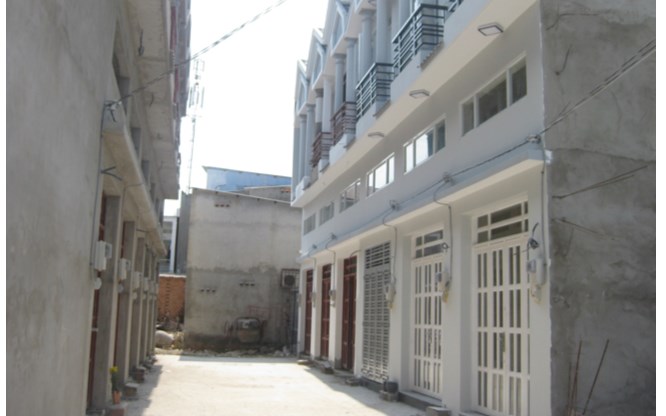 Nhà đẹp 90m2 - 3 tầng - 4PN - liền kề Phú Mỹ Hưng.