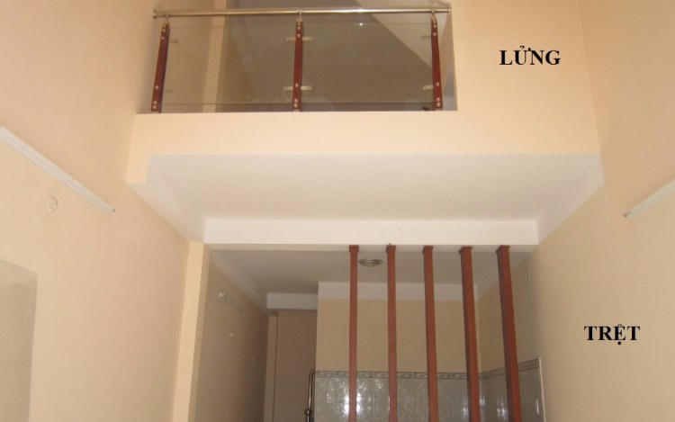 Nhà đẹp 90m2 - 3 tầng - 4PN - liền kề Phú Mỹ Hưng.